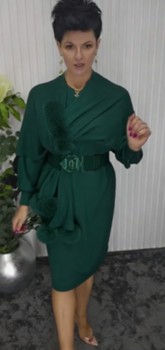 Elsabeth | Robe midi chic avec ceinture décorative