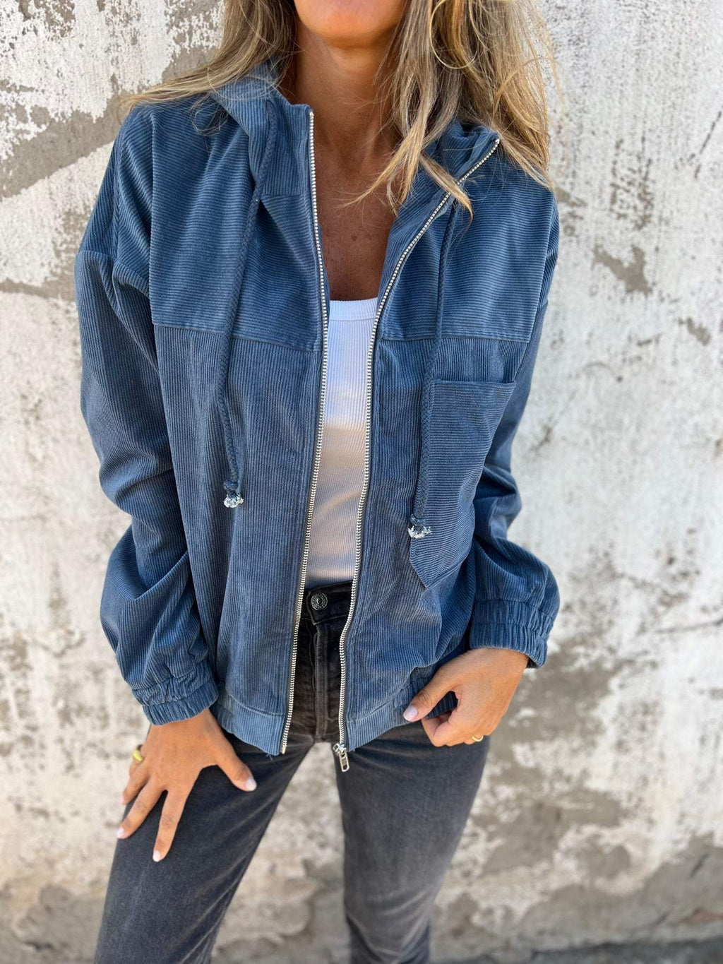 Concetta - Veste de loisirs avec capuche et fermeture éclair