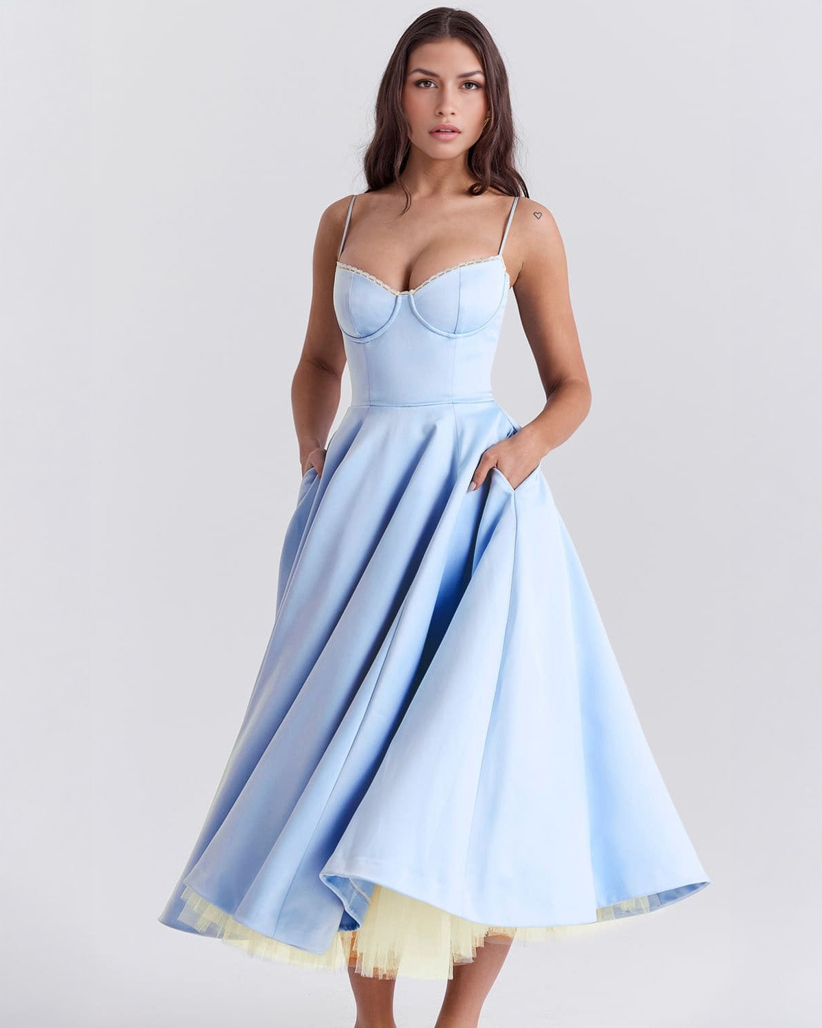 Ophira™ - Robe Midi Corset Élégante
