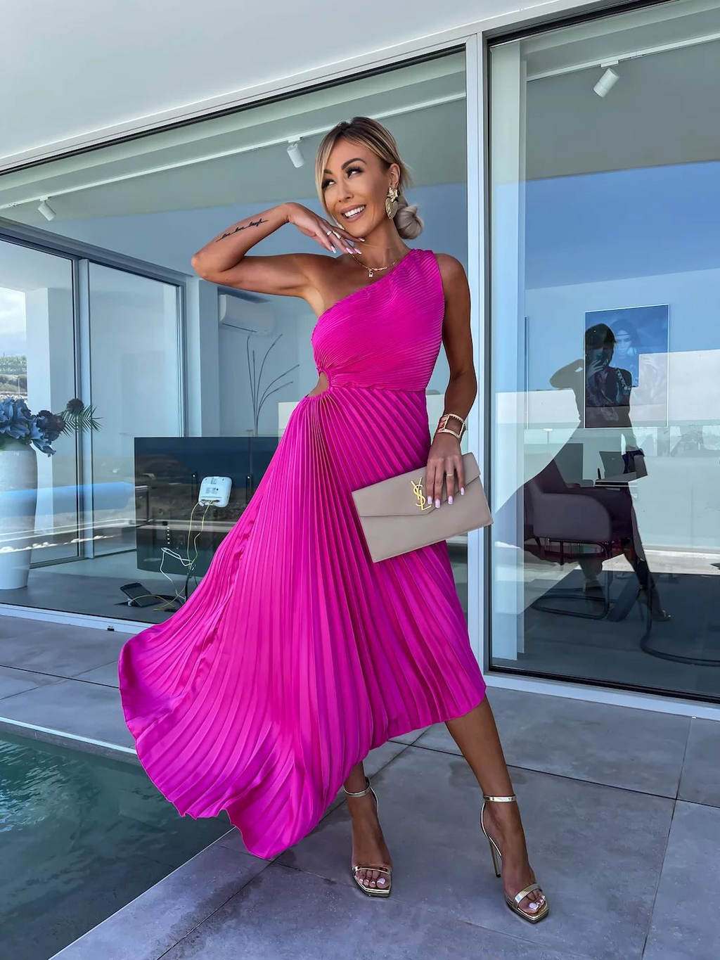 Frolinde | Robe midi élégante à épaule asymétrique