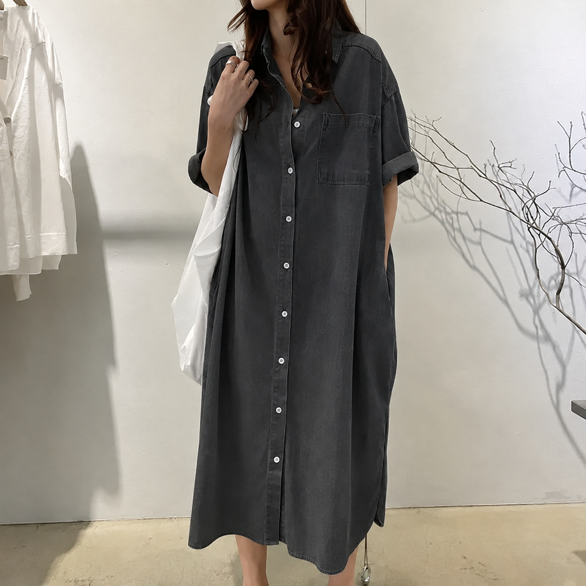 Elonii | Robe chemise en jean intemporelle avec boutonnière intégrale