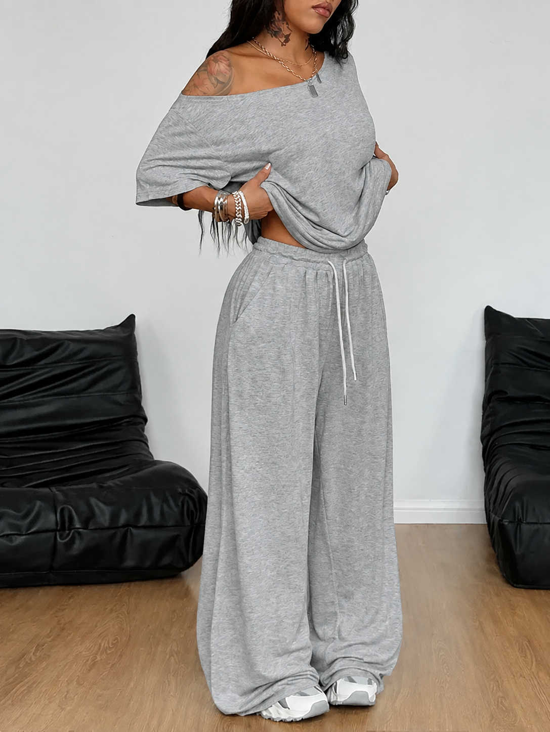 Korinna | Ensemble deux pièces sans épaules avec pantalon large