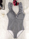 Maillot de bain en éponge pour femmes avec détails en volants R&B