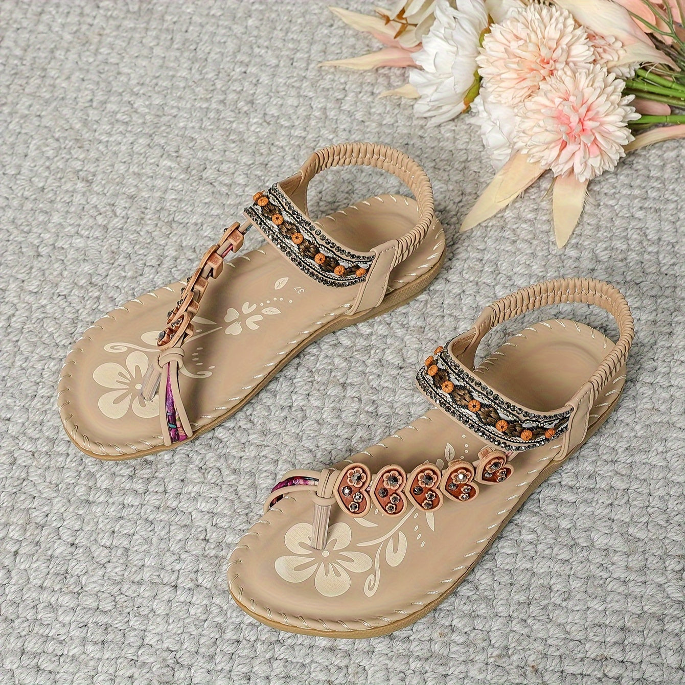 Sandales Plates Avec Brides Décoratives Et Fermeture Cheville Pour Femmes | Idéal Pour La Saison Estivale Et Les Sorties