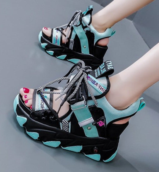 Sandales Sportives Femmes Hautes avec Semelle Antidérapante et Design Tendance R&B
