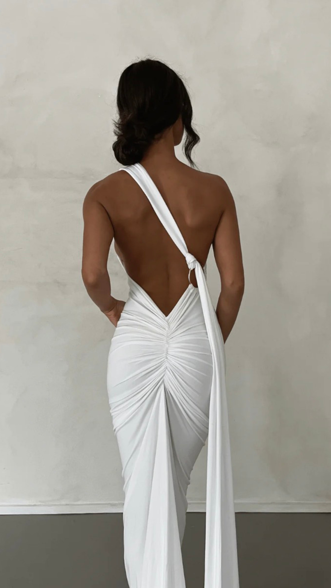 Yariela | Robe Maxi en Velours Élégante avec Traîne Latérale