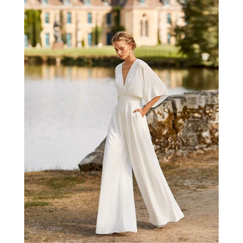 Combinaison ajustée et fluide pour femme | Chic