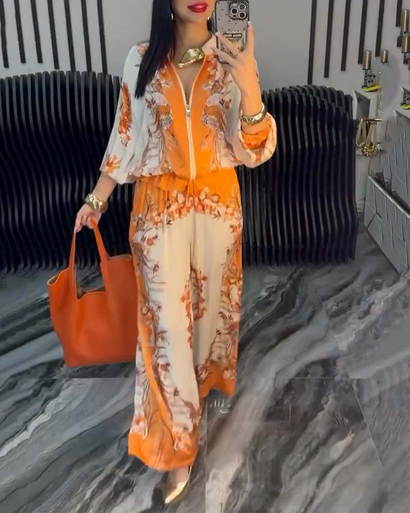 Costume à col montant et fermeture éclair avec jambes larges