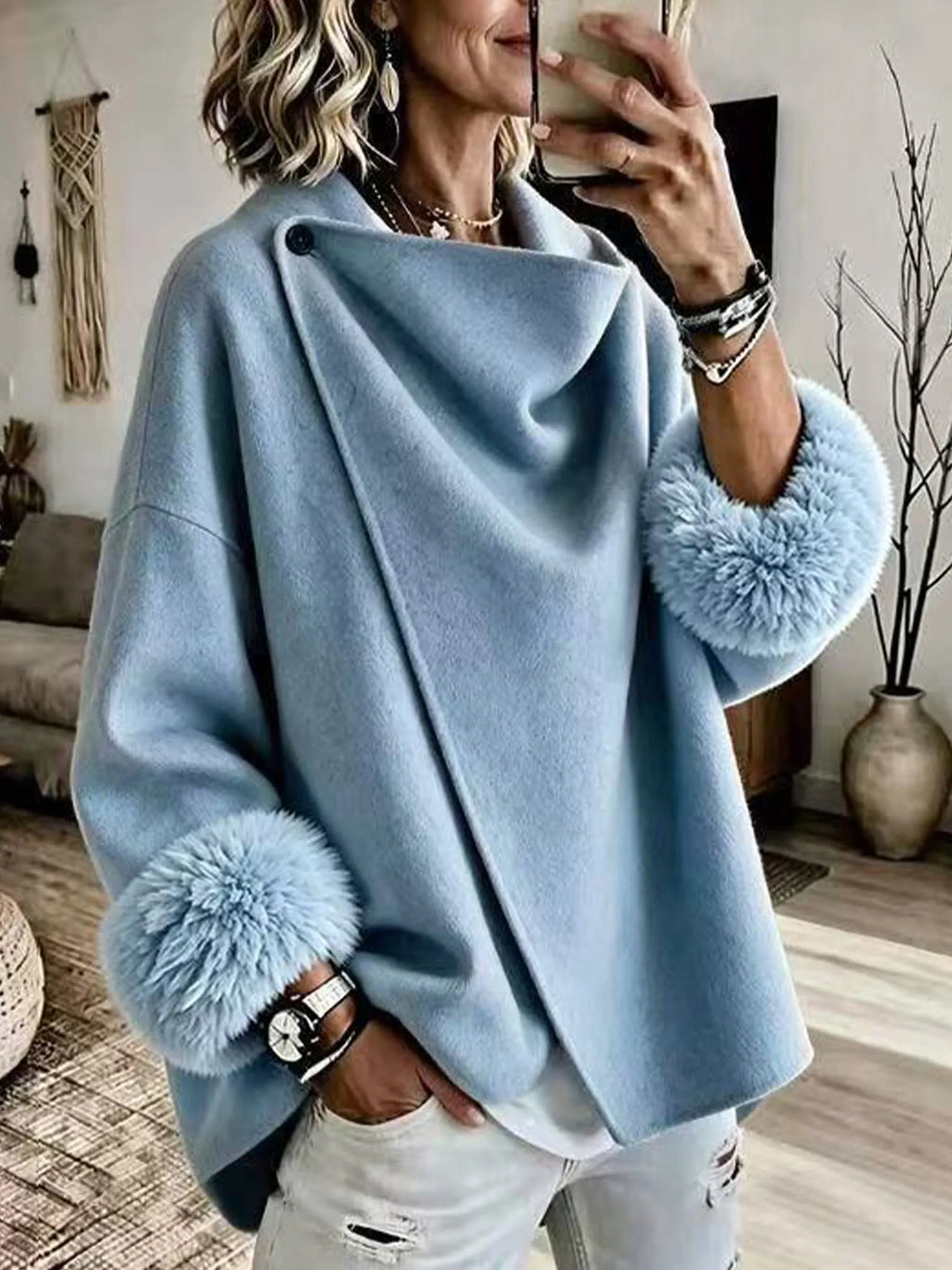 Veste femme drapée avec poignets en fausse fourrure