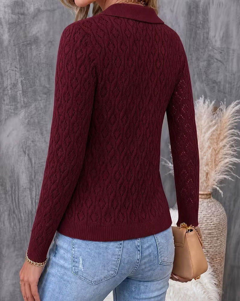 Pull-over slim à col rabattu et découpes