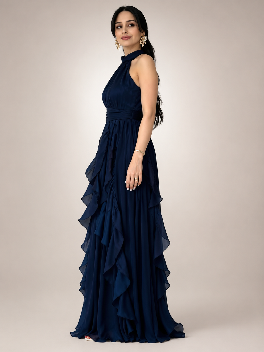 Christae | Robe longue à dos nu avec détails en volants