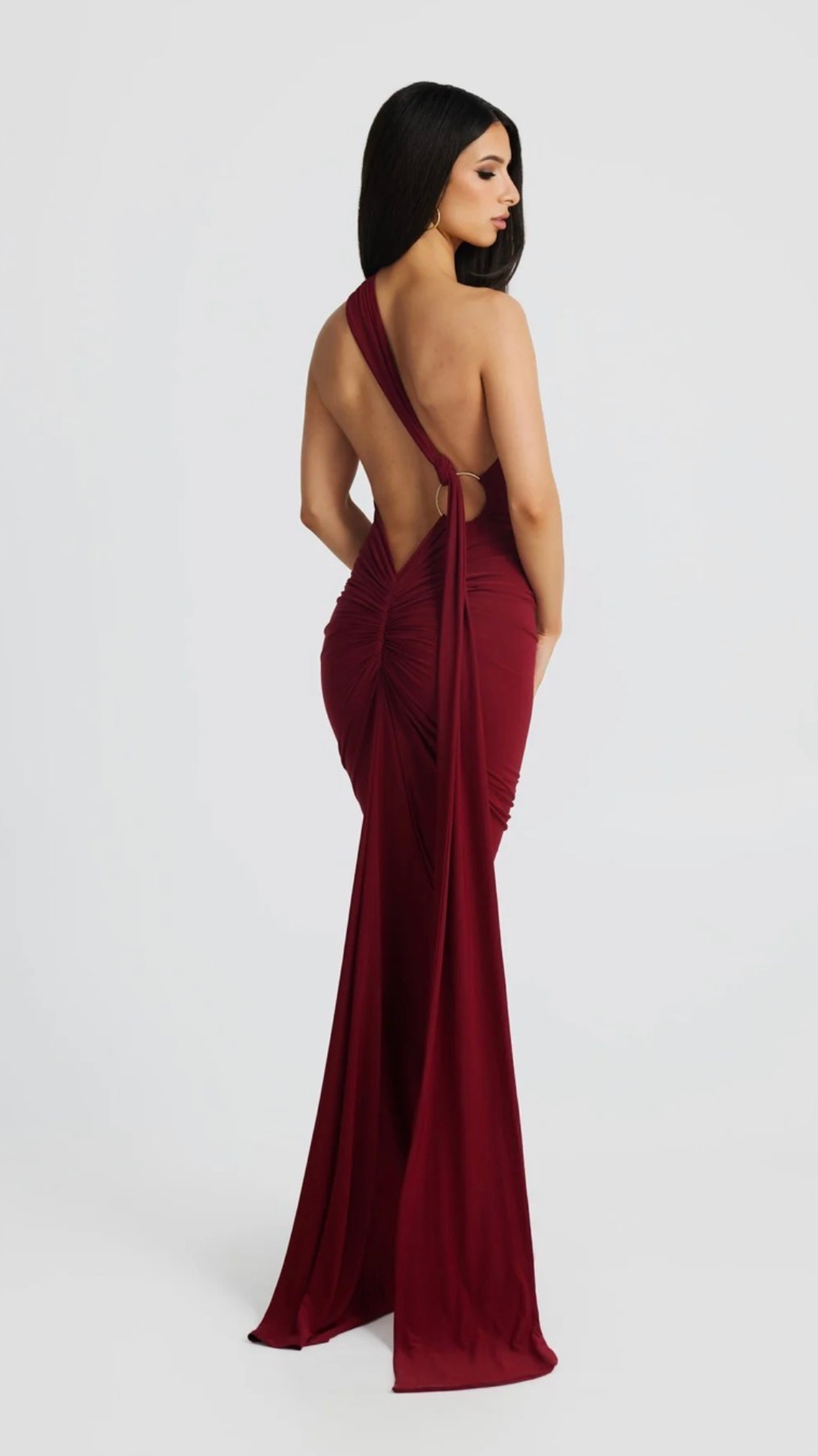 Yariela | Robe Maxi en Velours Élégante avec Traîne Latérale