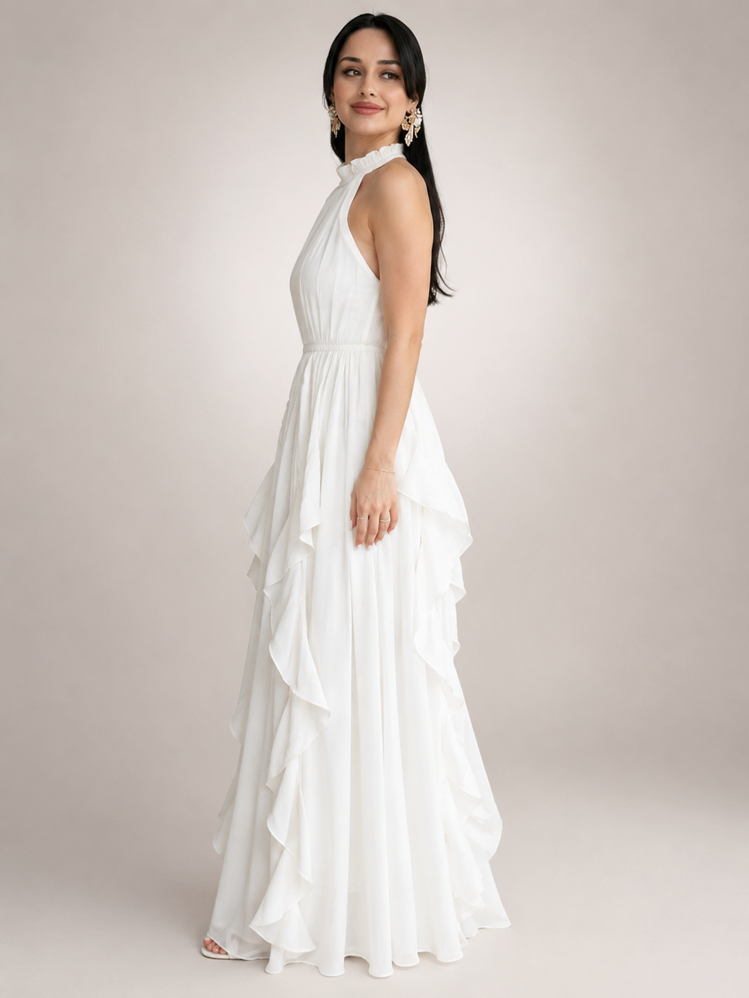 Christae | Robe longue à encolure halter avec détails en volants