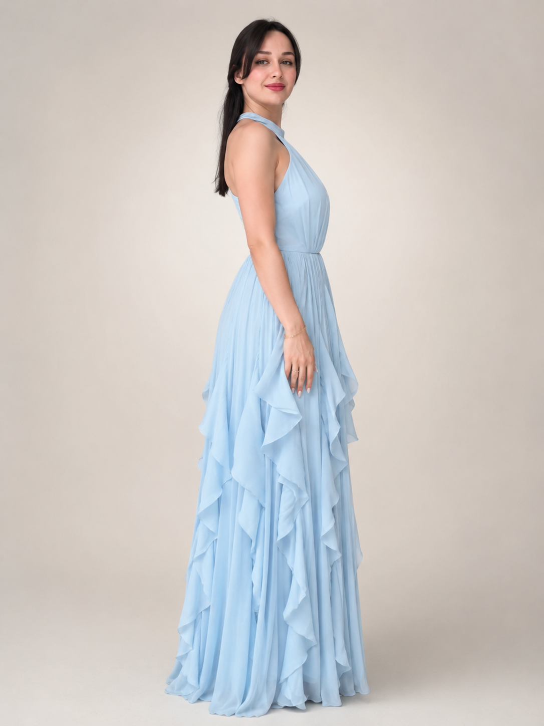 Christae | Robe longue à encolure halter avec détails en volants