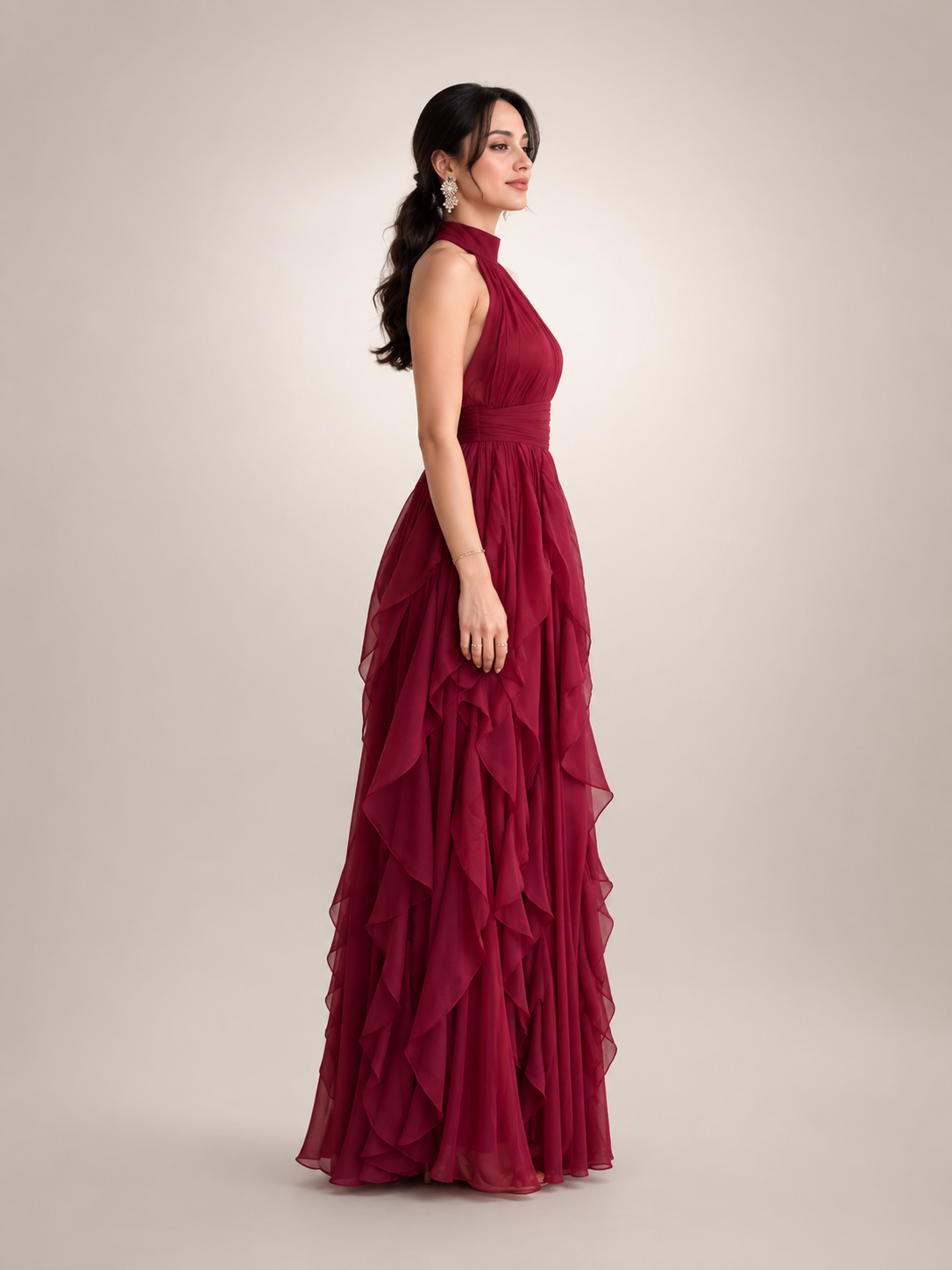 Christae | Robe longue à encolure halter avec détails en volants