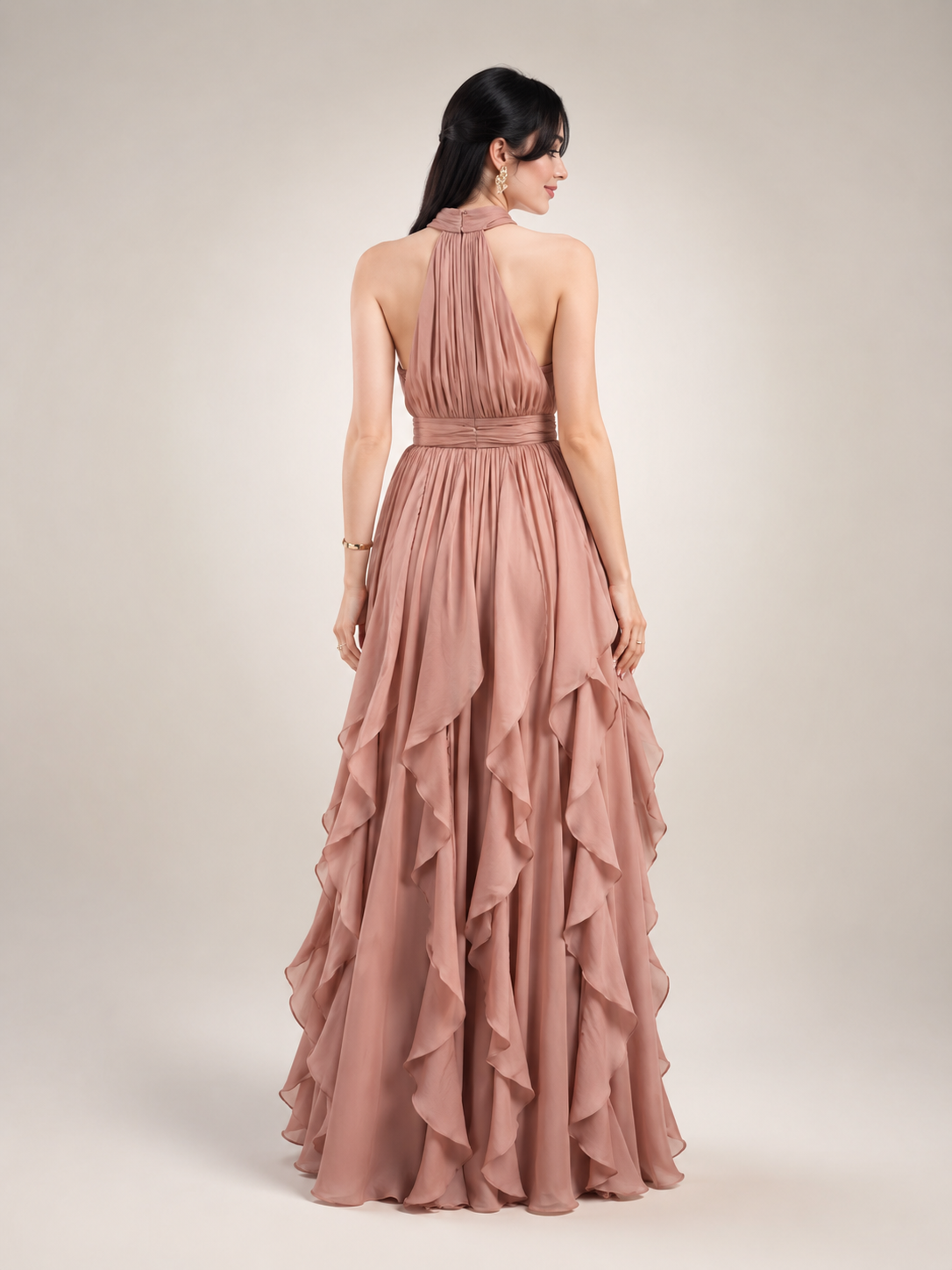 Christae | Robe longue à dos nu avec détails en volants