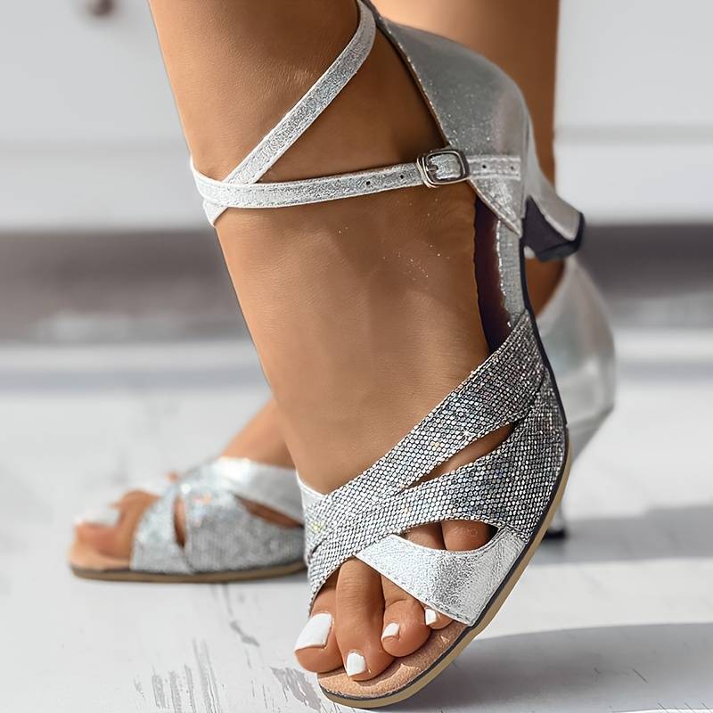 Sandales Plates Avec Détails Décoratifs Brillants Pour Femmes | Idéal Pour Les Événements Et Sorties