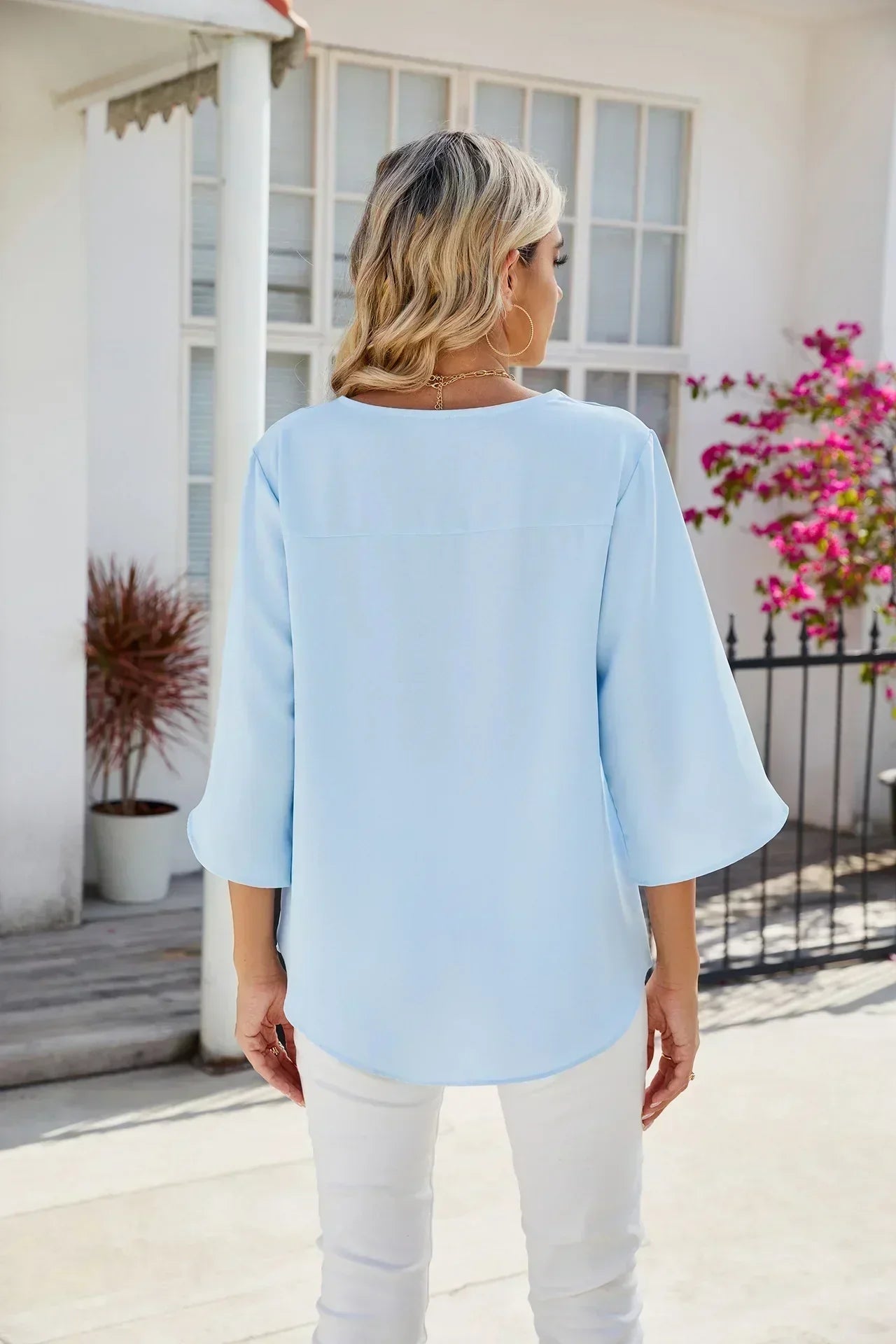 Belinda™ | Blouse à décolleté en V