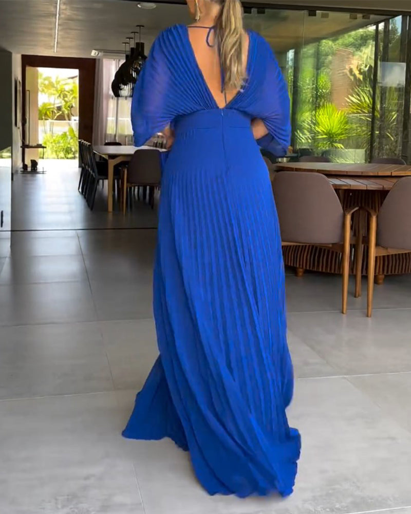 Robe plissée cintrée à la taille
