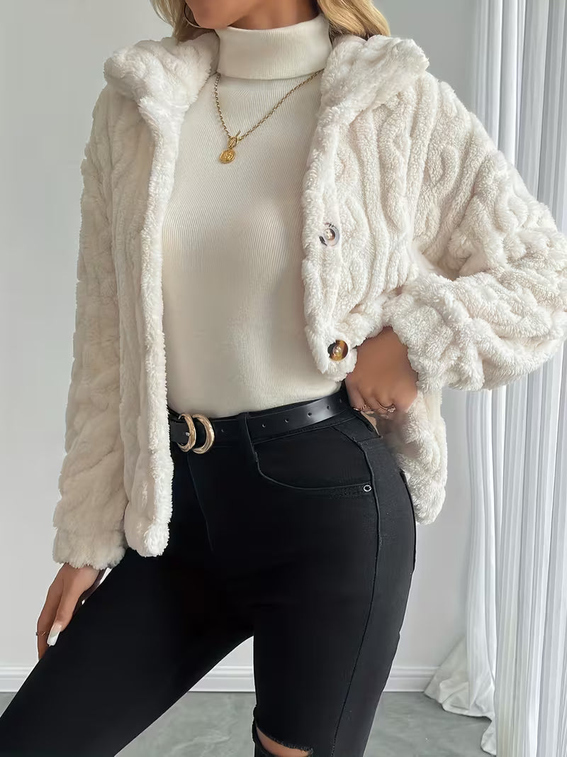 Veste teddy texturée pour femme à boutons élégants