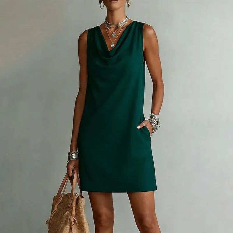 Elanra | Robe ajustée avec décolleté en cascade élégant