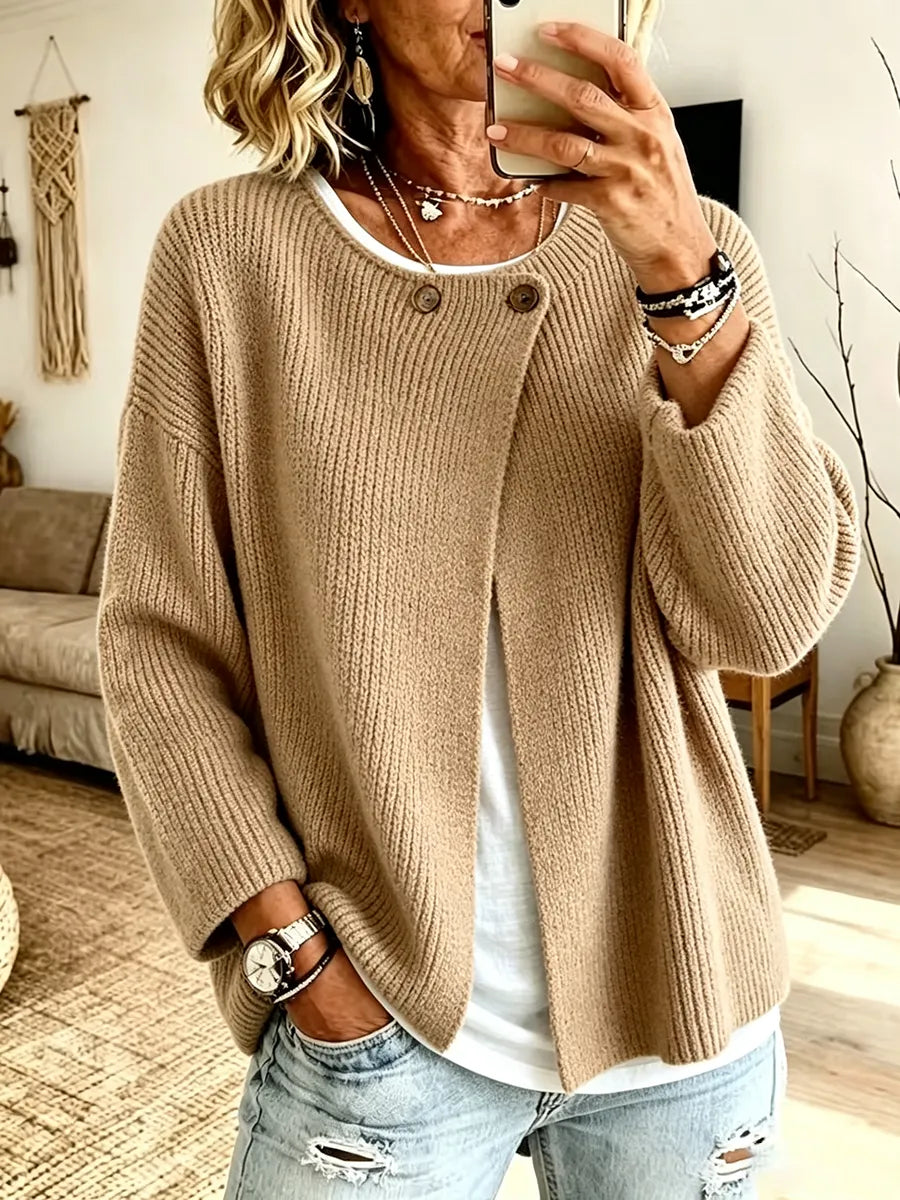 Cardigan femme en maille côtelée à coupe asymétrique