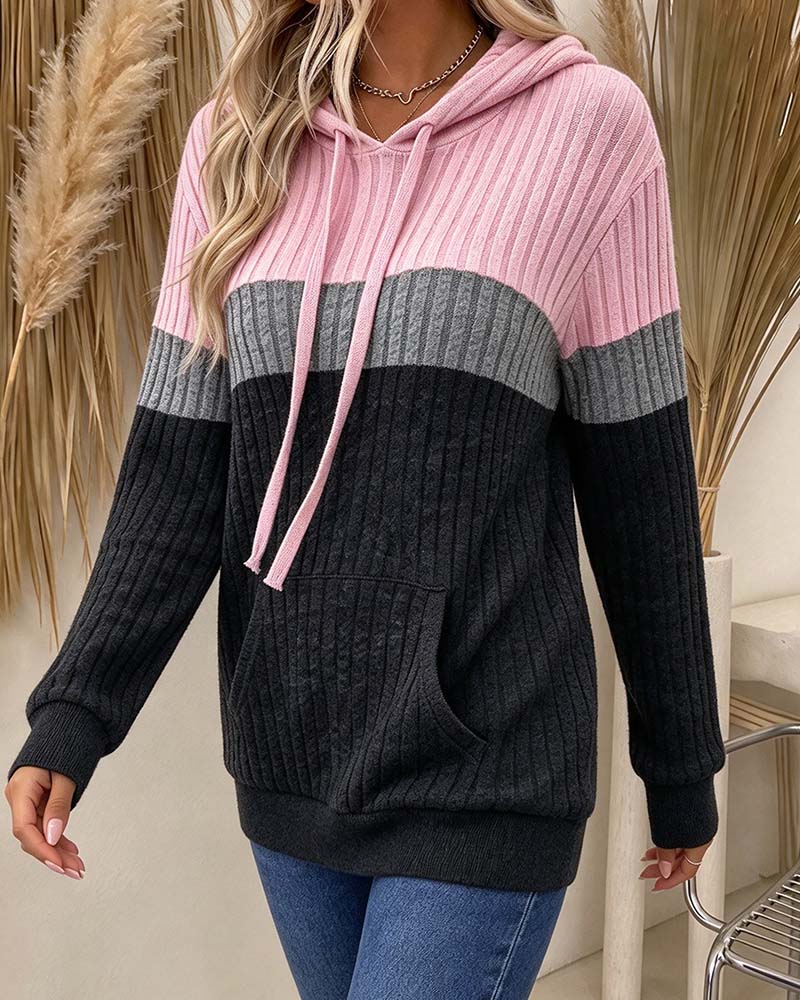 Hoodie à capuche côtelé avec poche contrastante