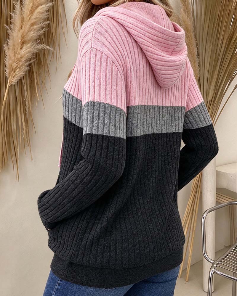 Hoodie à capuche côtelé avec poche contrastante