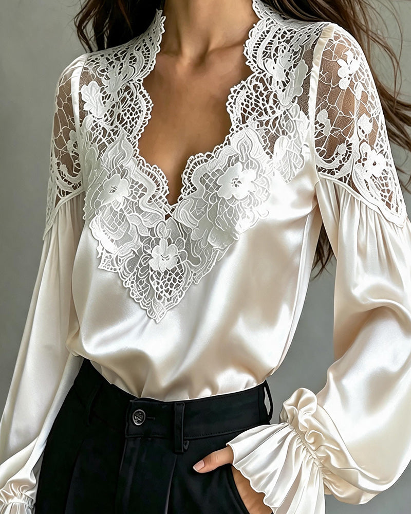 Blouse Col En V Volant Dentelle Découpe