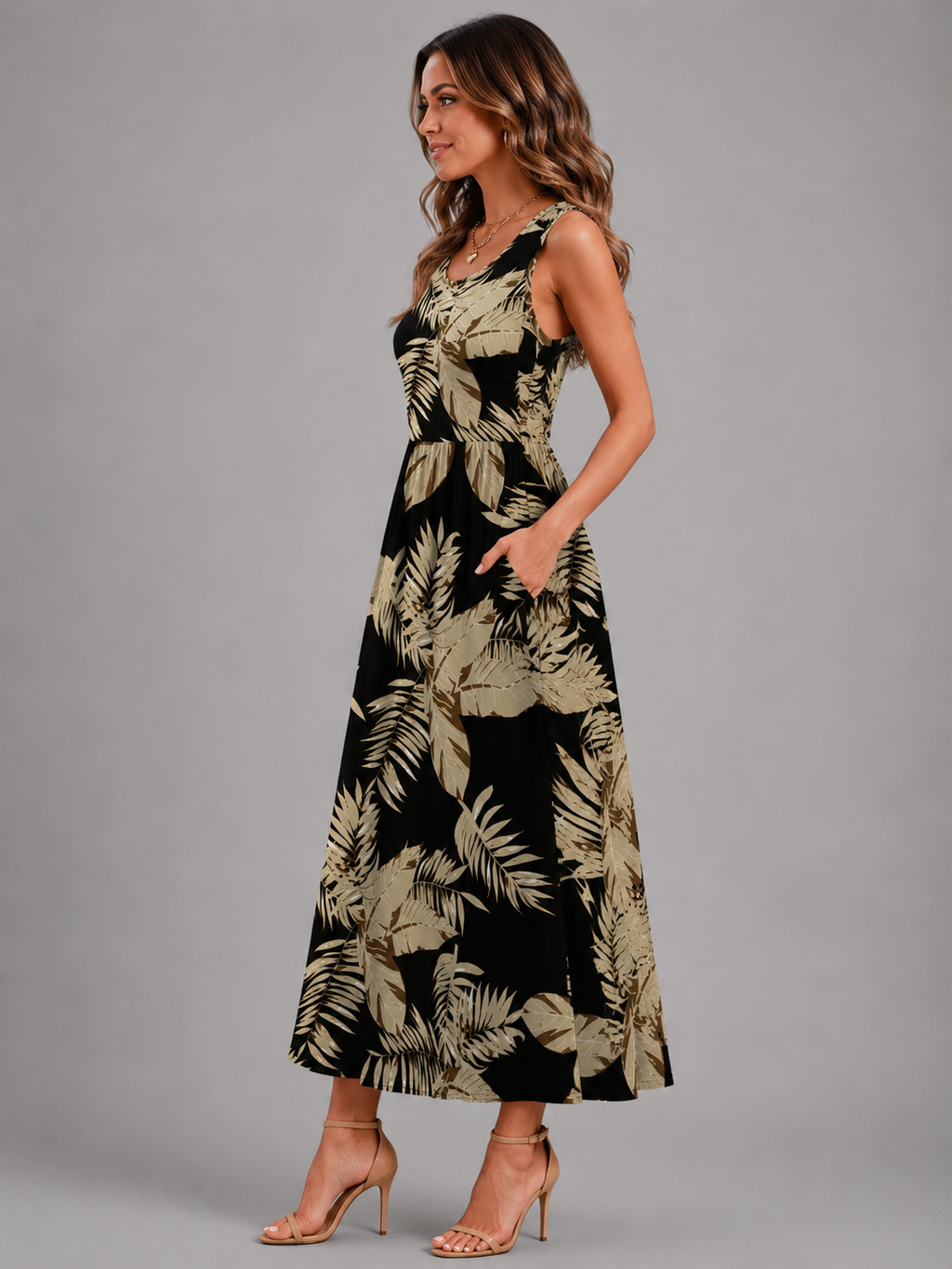 Franica | Robe maxi boho avec motif de feuilles tropicales