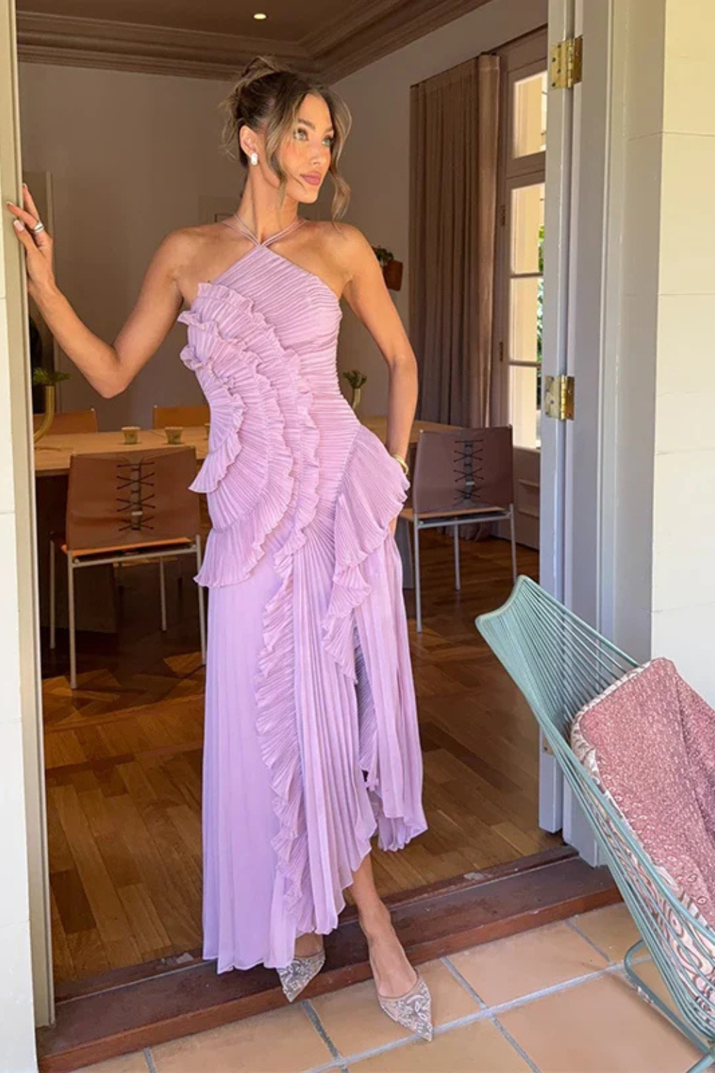 Imogen | Robe maxi à volants dos nu pour femmes avec design à bretelles pour les mariages d'été