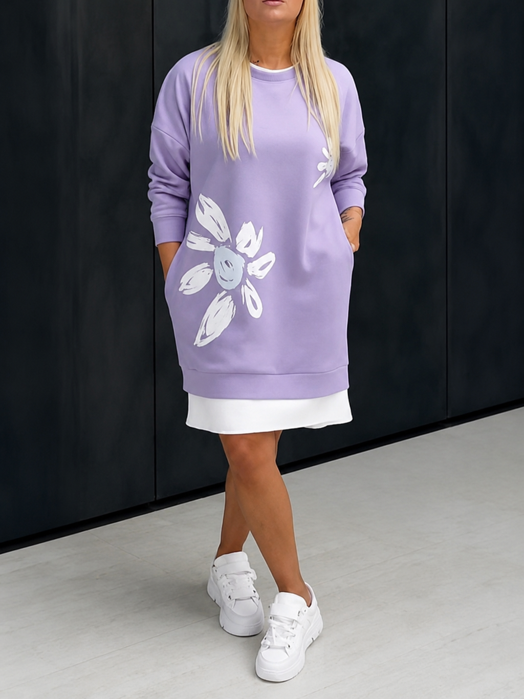 Lercka | Robe longue élégante à manches longues avec accent floral