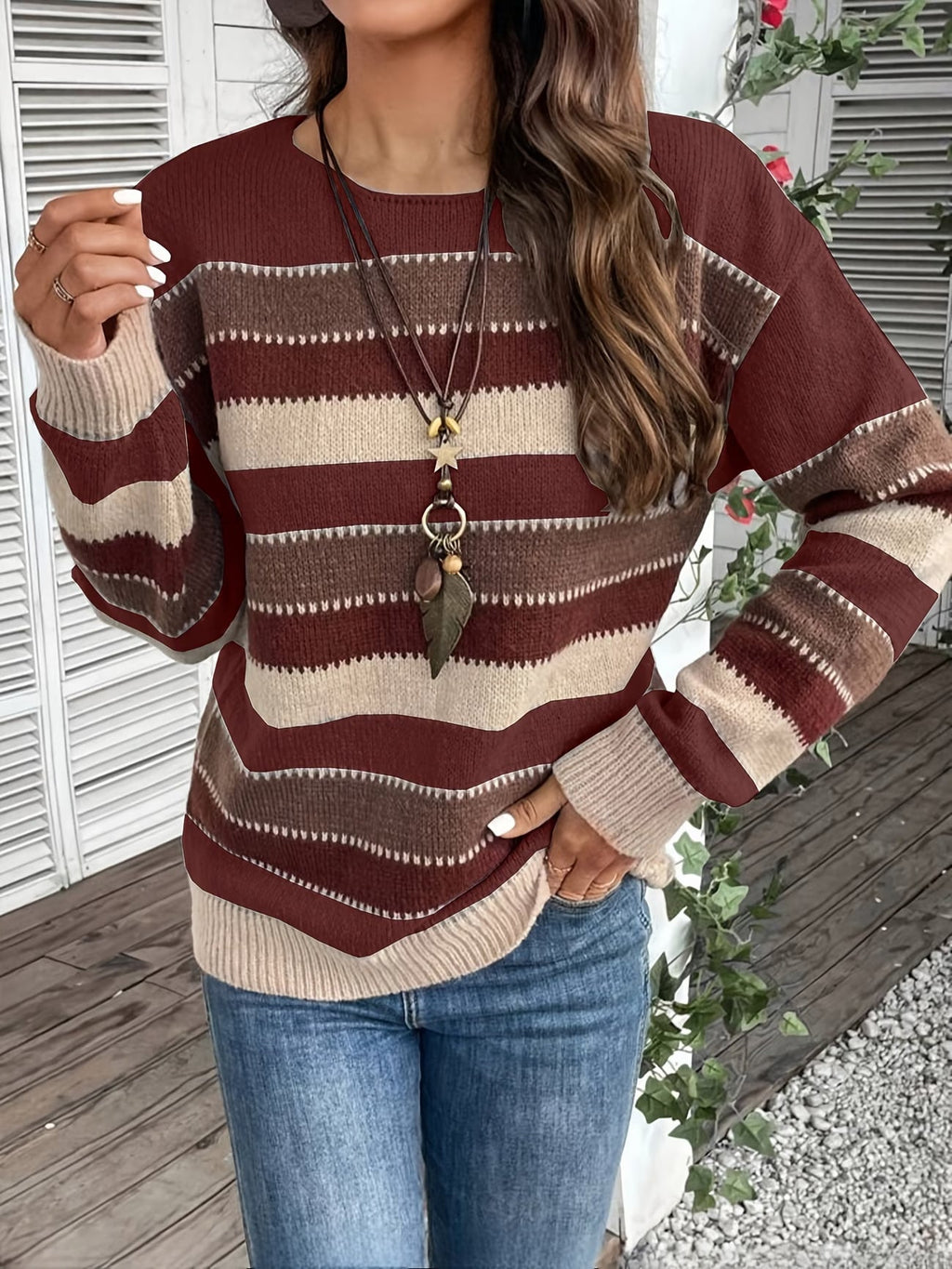 Pull femme rayé en maille à col rond