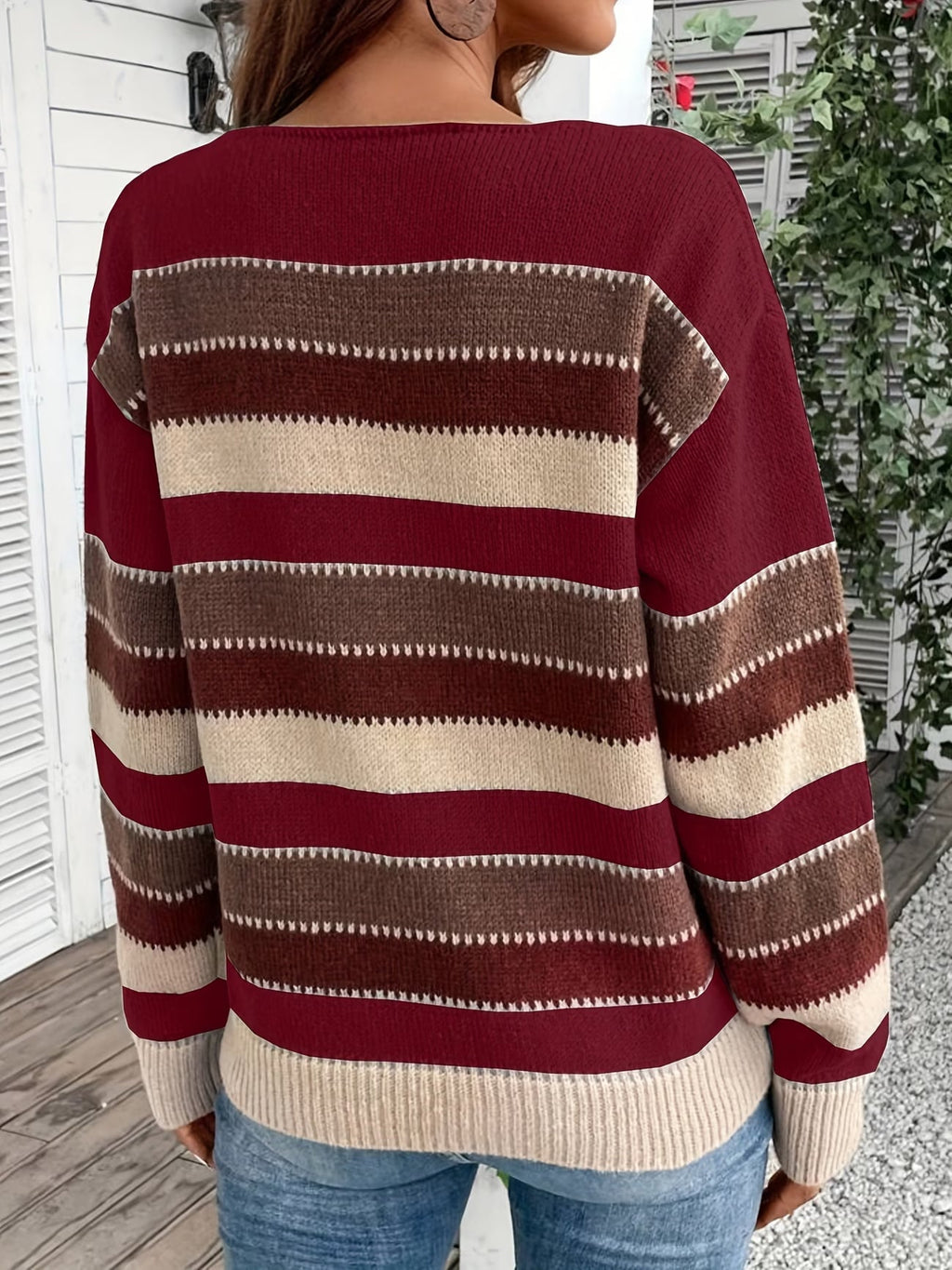 Pull femme rayé en maille à col rond