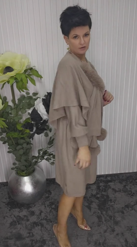 Elsabeth | Robe midi chic avec ceinture décorative