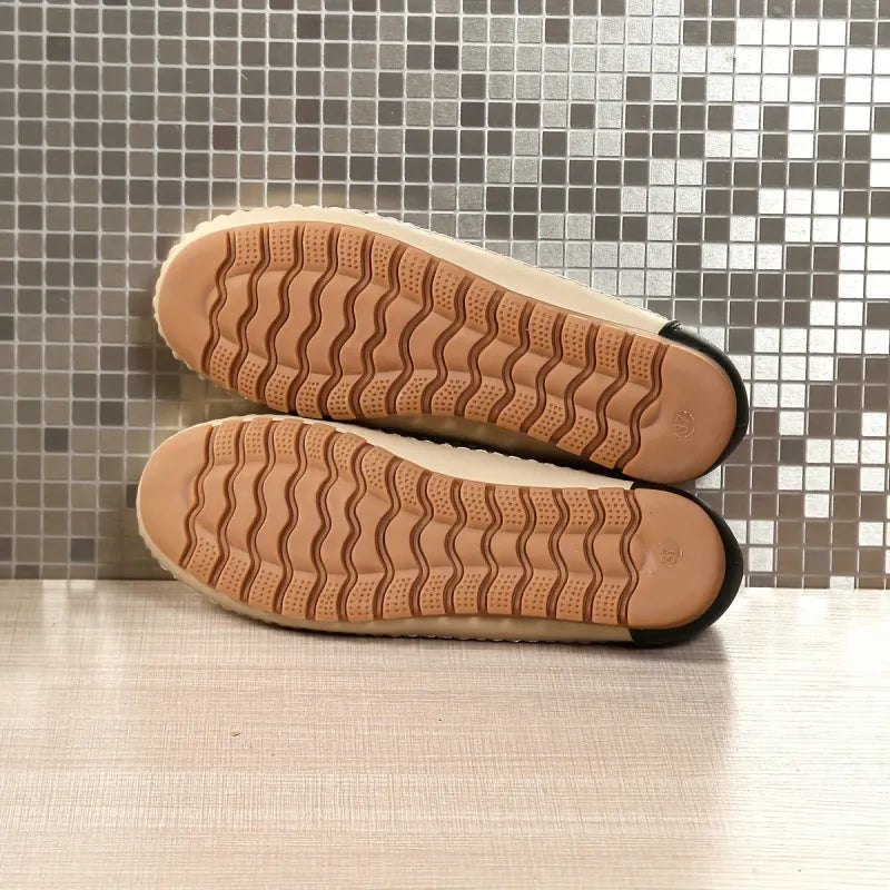 Zasreen | Chaussures en cuir orthopédiques pour femmes avec découpes aérées