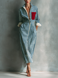 Robe chemise pour femmes en bleu et blanc avec poche poitrine rouge