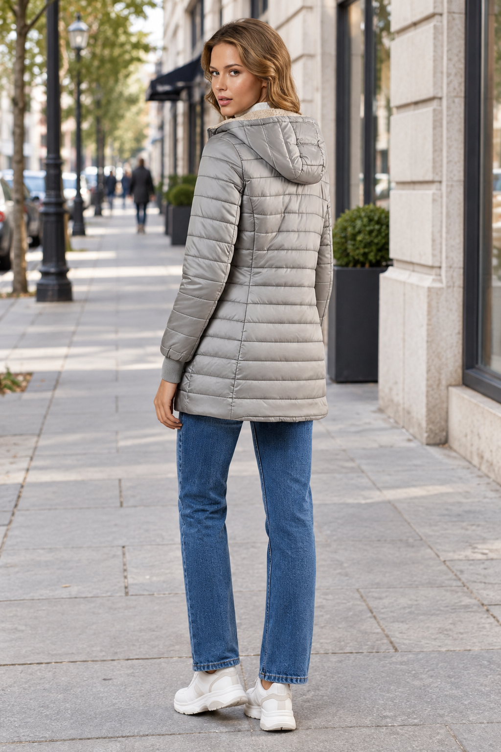 Parka d'Hiver Décontractée avec Design à Capuche Confortable