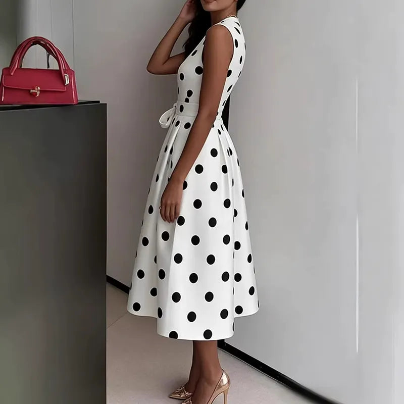 Gloury | Robe midi féminine sans manches avec ceinture à la taille
