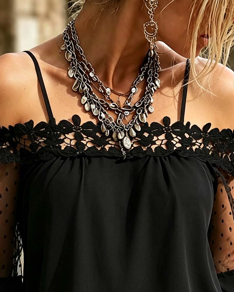 Blouse Bardot Bretelles Dentelle Panneau Découpe