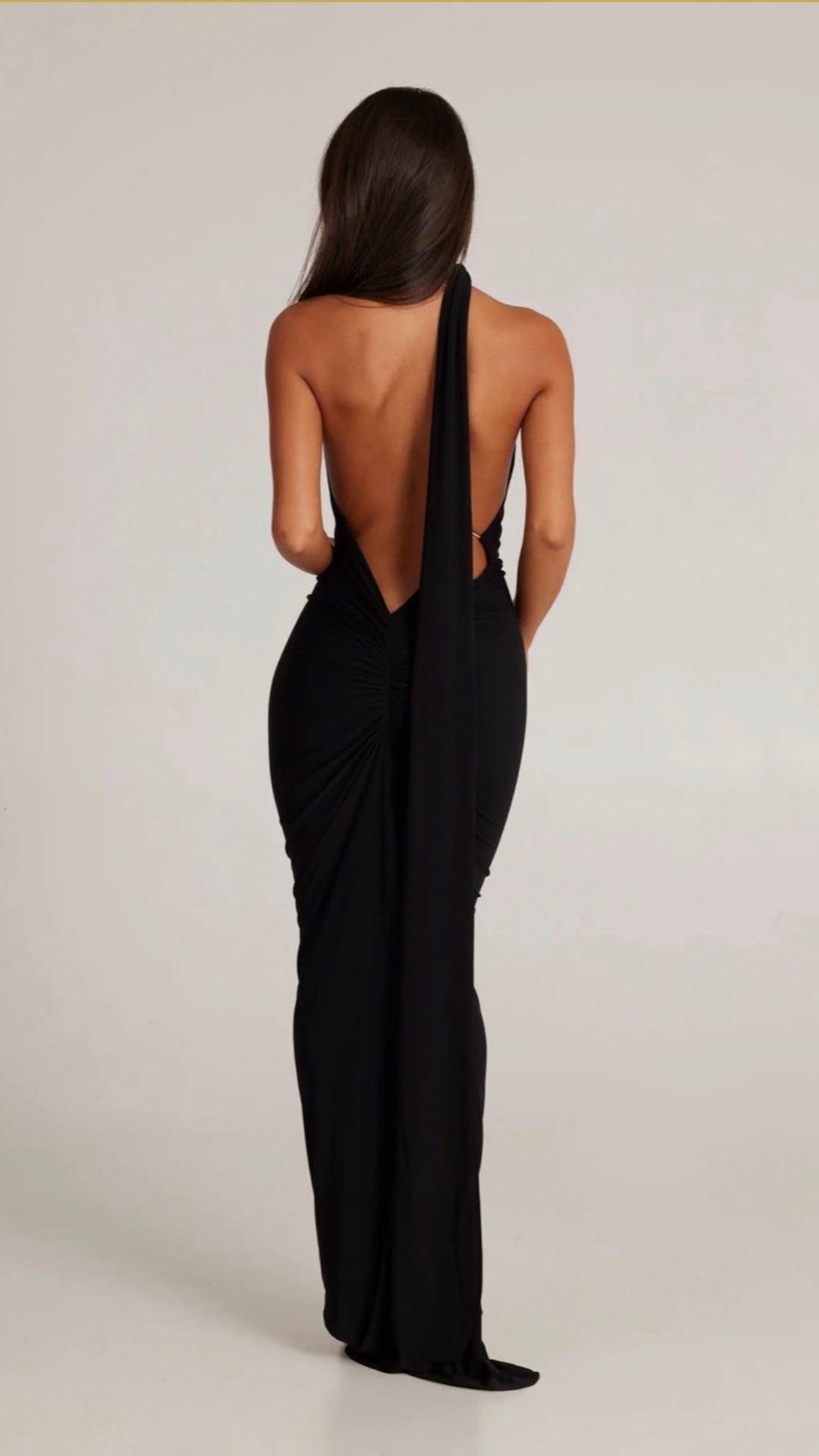 Yariela | Robe Maxi en Velours Élégante avec Traîne Latérale