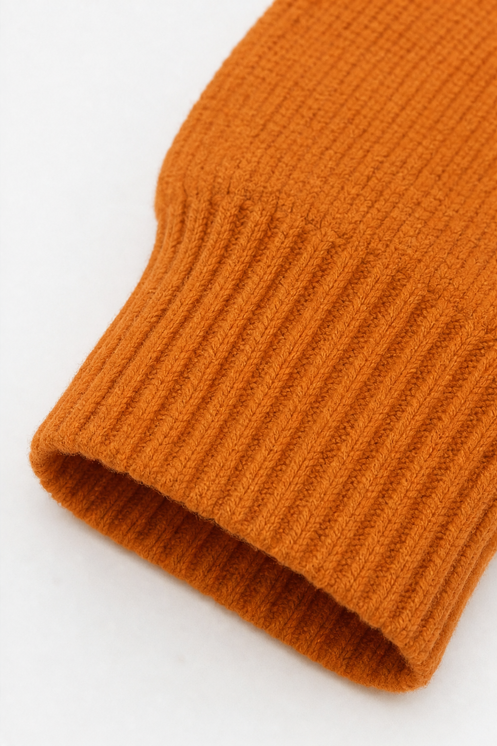 Elisa | Pull en maille côtelée moderne et léger avec décolleté en V