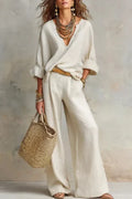 Ensemble femme fluide à col V avec pantalon large