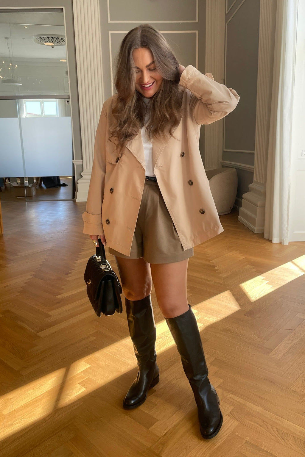 Manteau Trenchcourt Femme avec Double Rangée de Boutonnage et Large Col