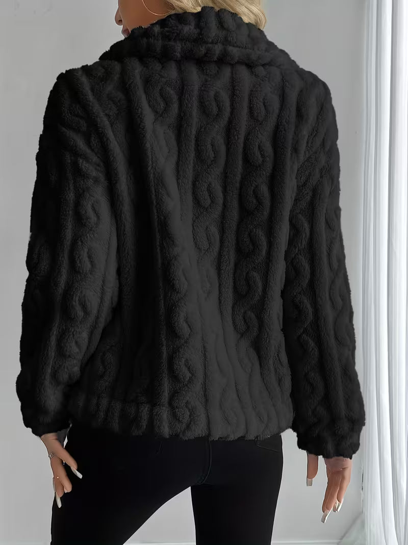 Veste teddy texturée pour femme à boutons élégants