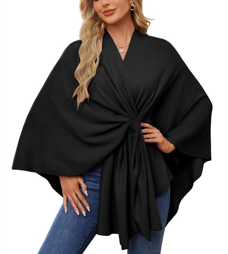Poncho-châle luxueux et élégant pour un style superposé