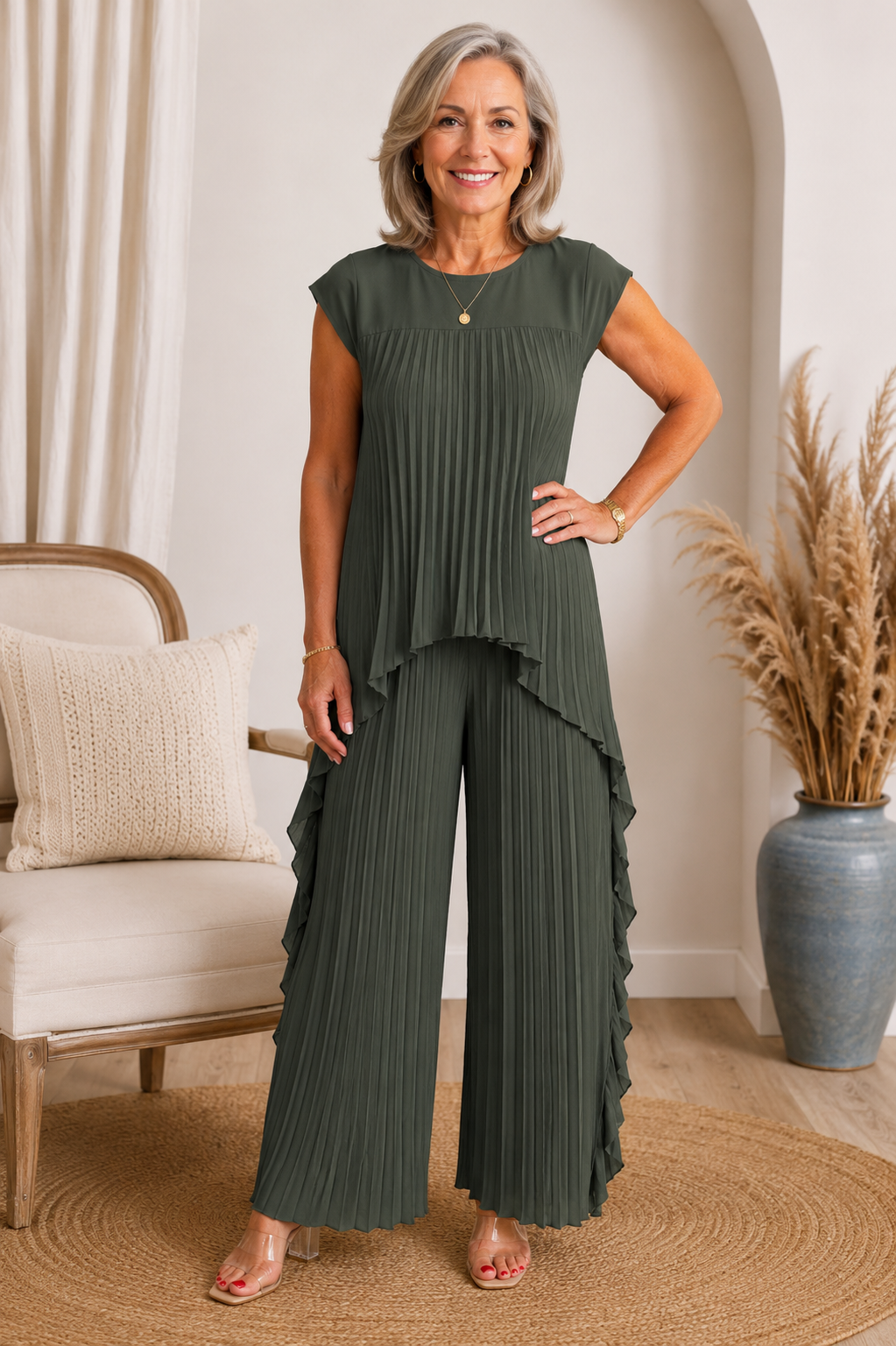 Ensemble femme plissé avec pantalon large et haut asymétrique