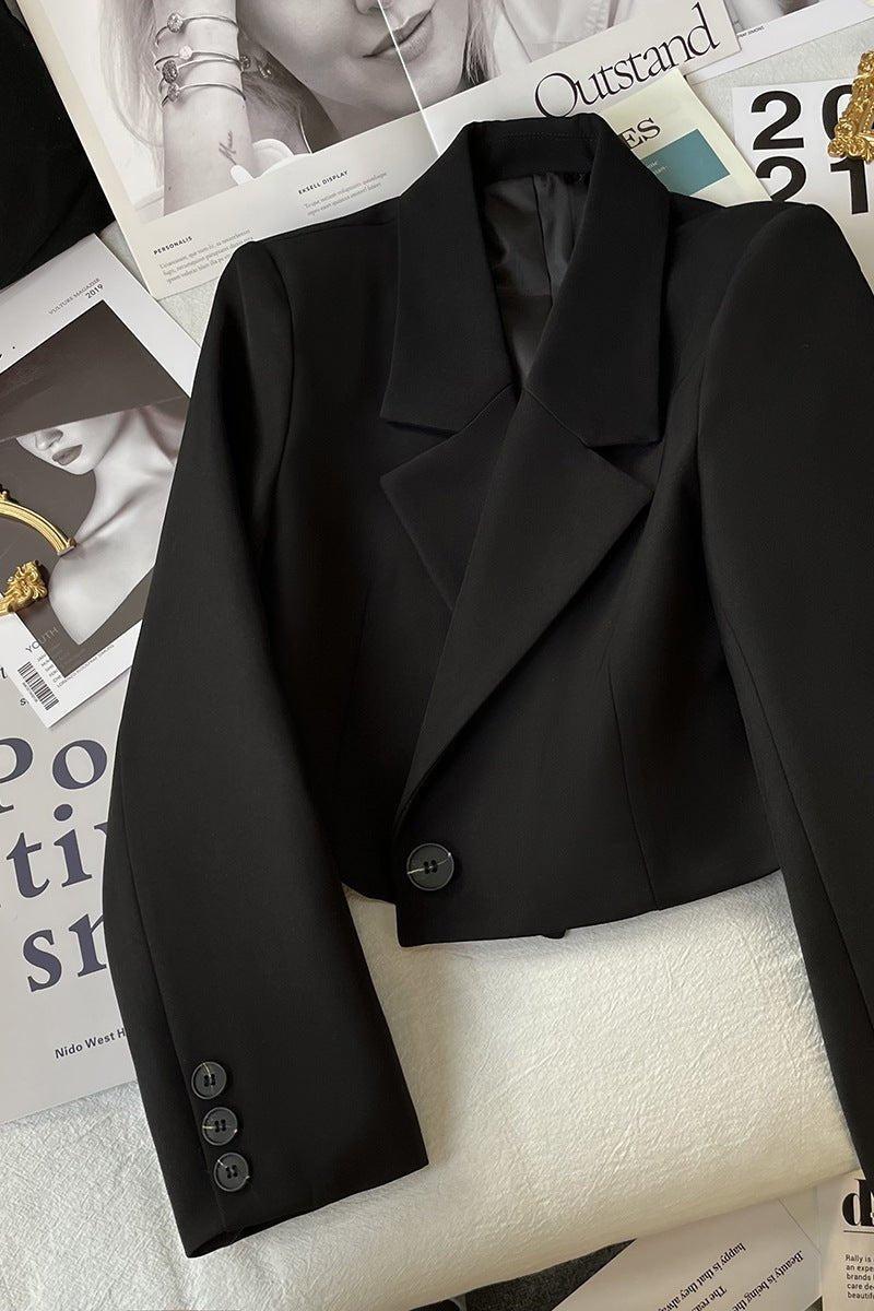 Blazer Compact avec Revers Définis et Coupe Contemporaine