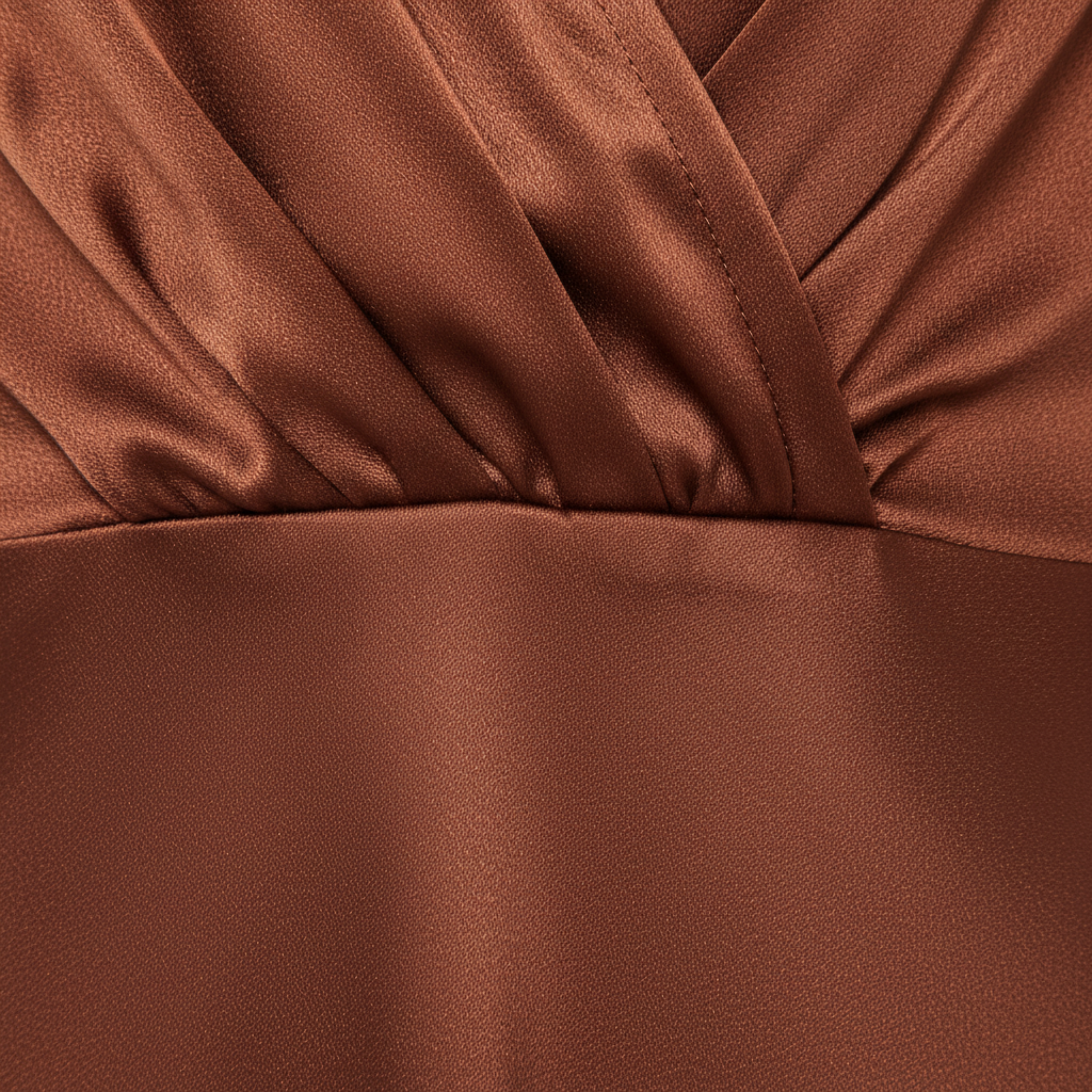 Robe Longue en Satin pour Femme avec Col en V et Manches Courtes Style Cape