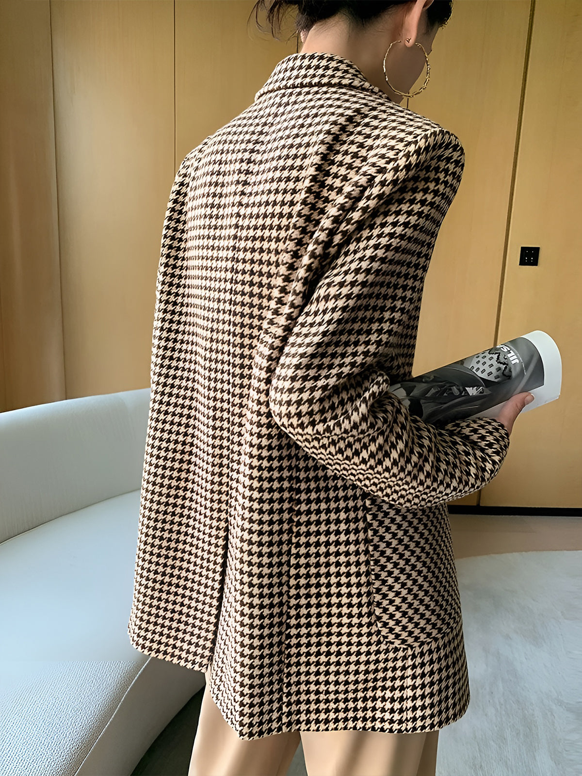 Blazer à chevrons pour femmes avec ceinture, boutons et poches